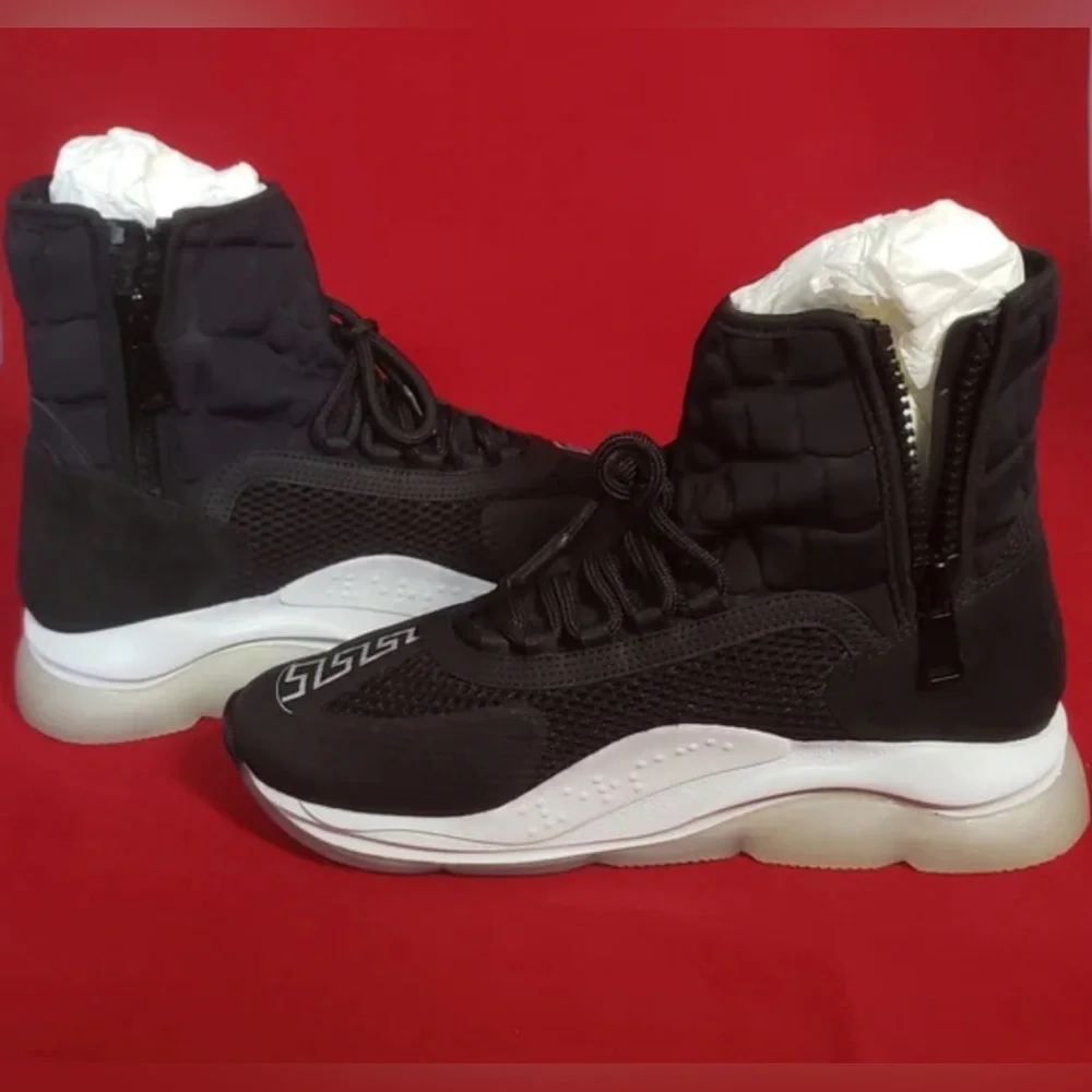 VERSACE Chain Reaction Sneakers - EUC - Picture 6 of 13